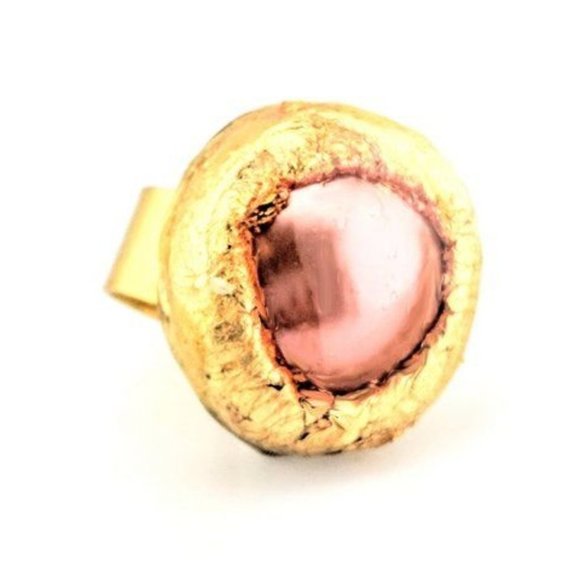 Sugar Gay Isber Jewelry Handmade Massive Sculptural Pearl Cocktail Ring Handmade - Picture 1 of 2